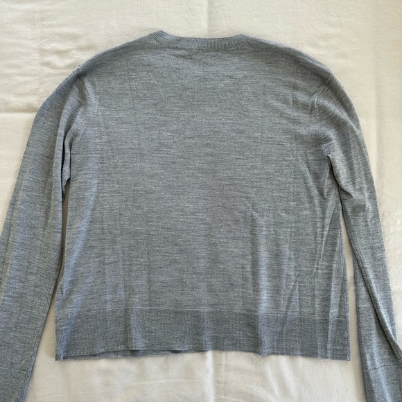Equipment Gray Crewneck Lightweight Sweater - Picture 4 of 4